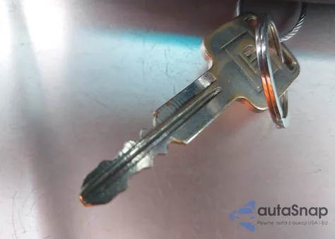 2001 Chevrolet Tracker Hard Top Zr2 from USA, damaged, VIN 2CNBJ734816935817